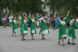 imgonline-com-ua-Resize-slBK1yM7pVLlG